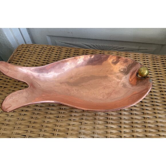 Vintage MCM Copper Footed Fish Shaped Serving Bowl Tray - Picture 2 of 15